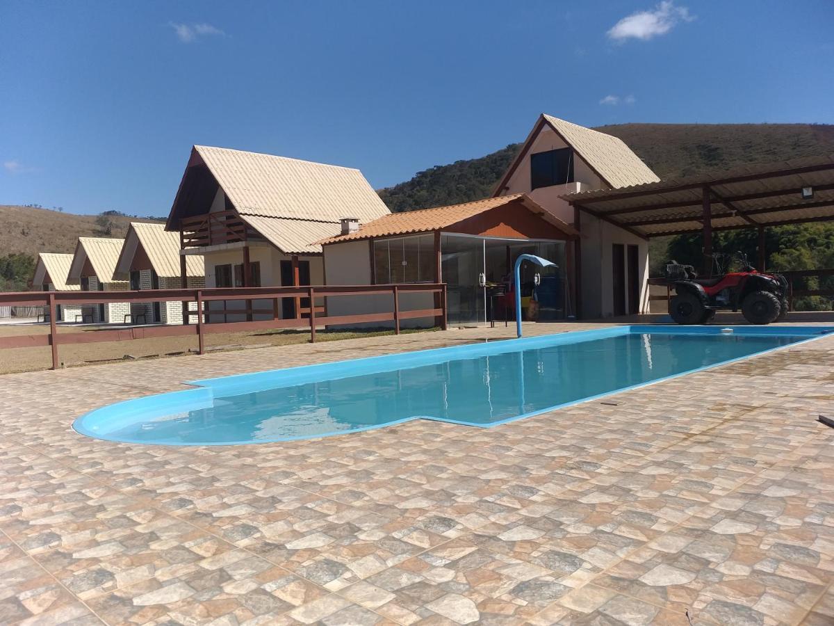 Pousada Recanto Feliz Carvalhos Mg 外观 照片