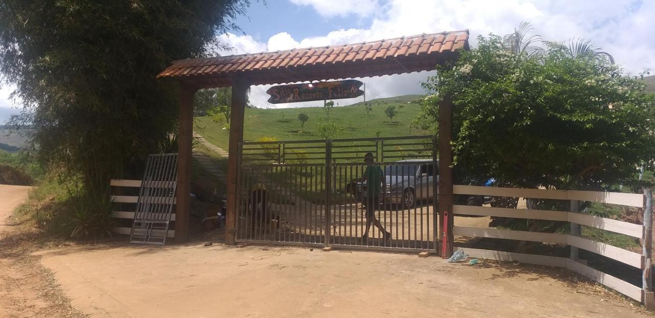 Pousada Recanto Feliz Carvalhos Mg 外观 照片